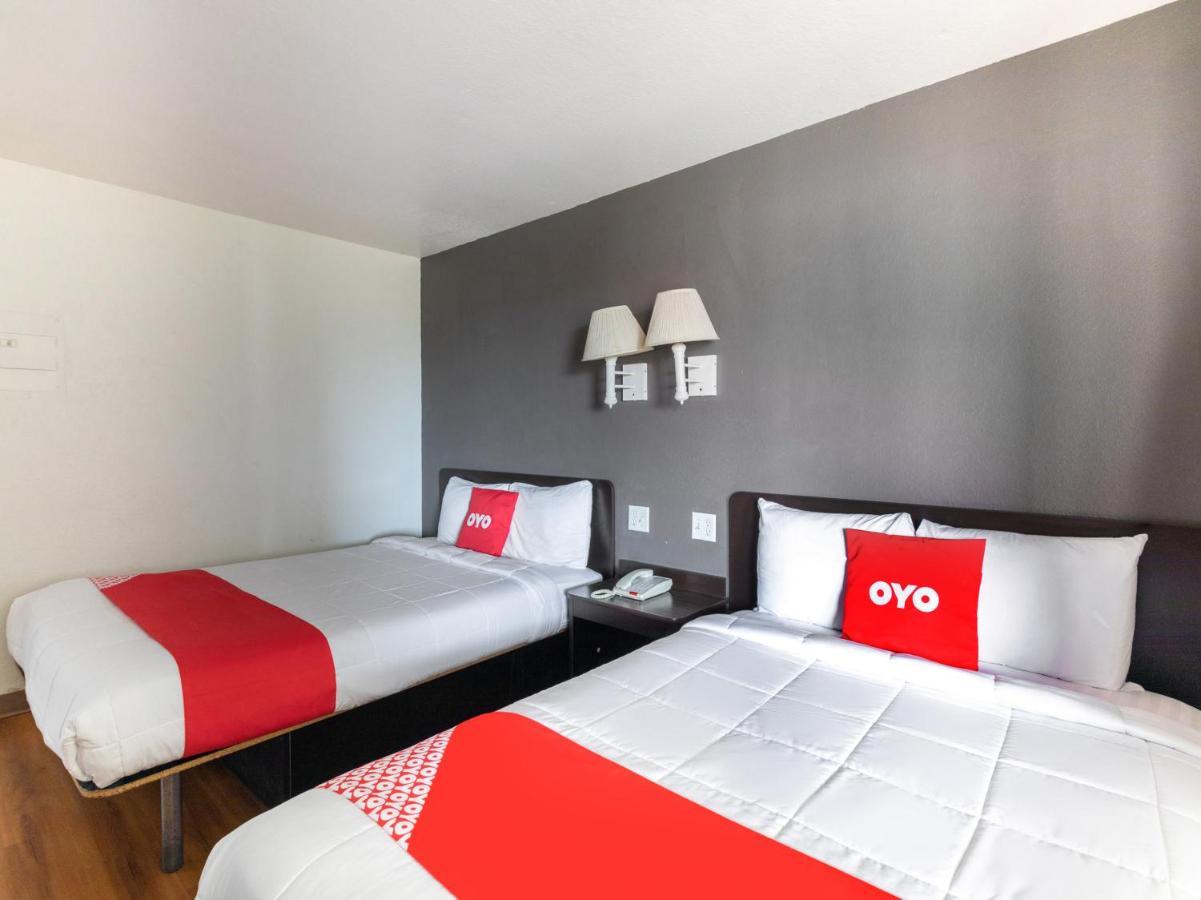 Oyo Hotel Irving Dfw Airport North Buitenkant foto